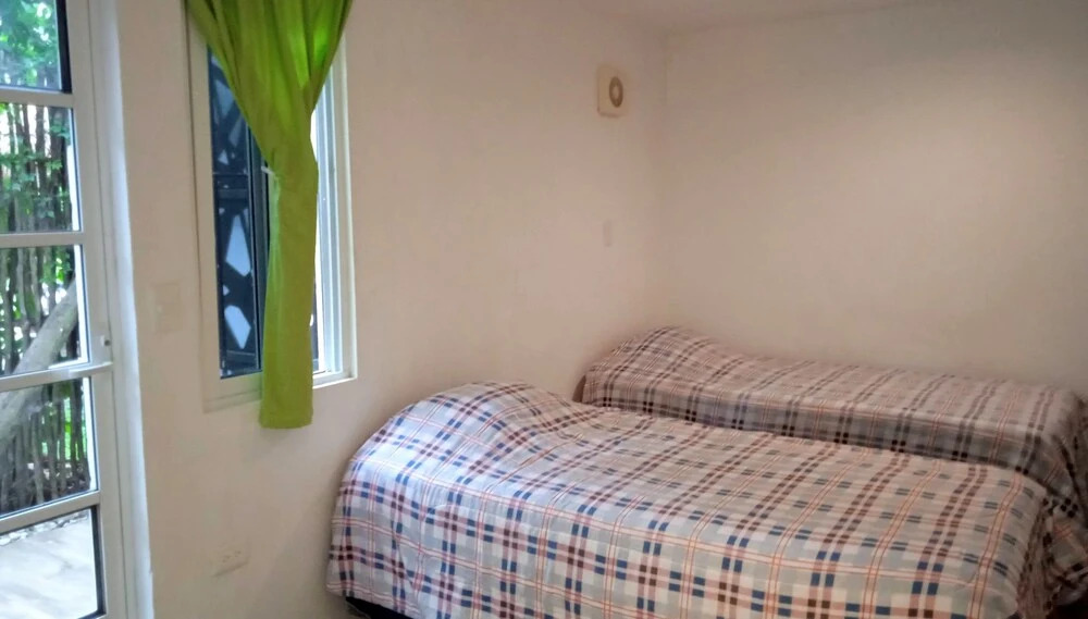 Triple Room, Private Bathroom, A a, Wi-fi 50 Mbps in the Center of Cancun