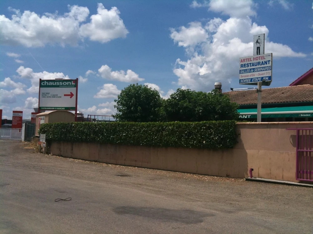 Artel Hotel
