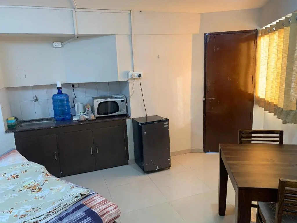 Kamil’s Studio Apartment