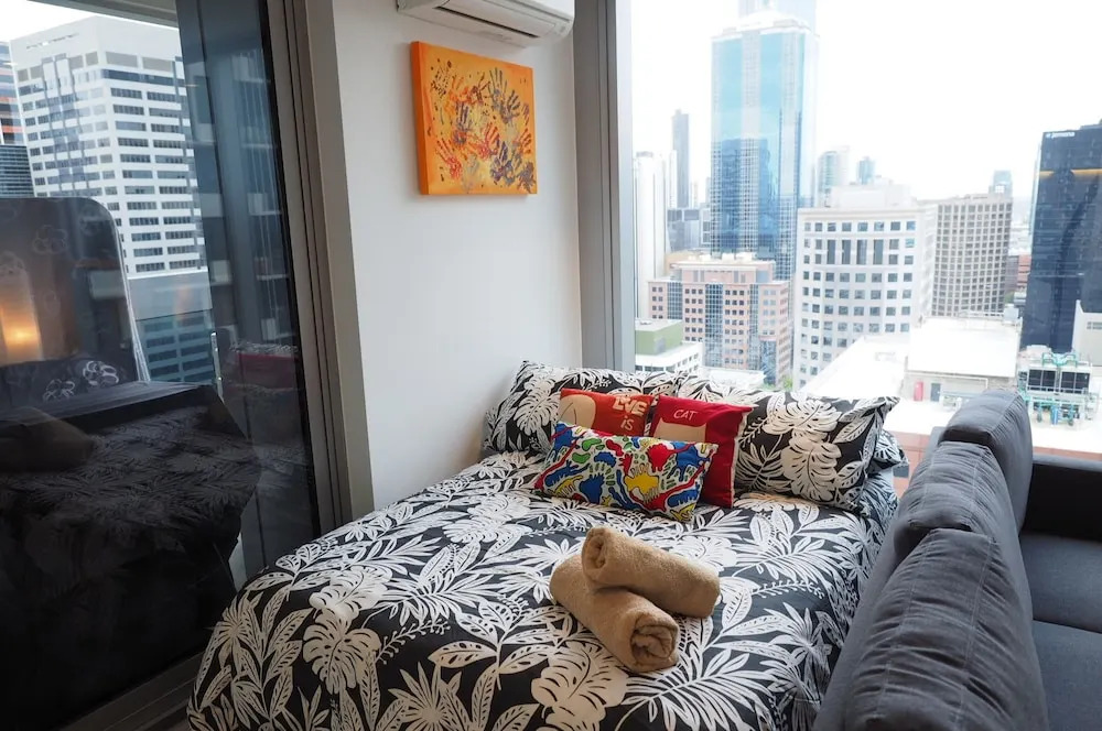 The Fifth Apartment