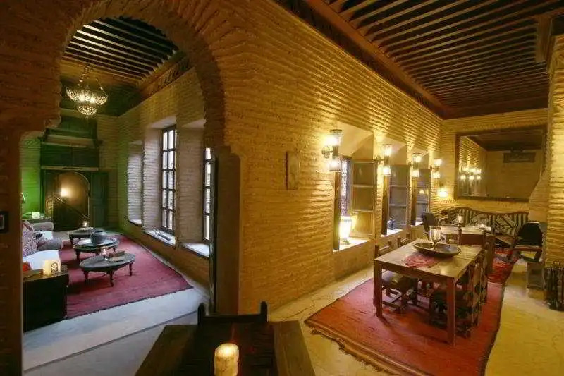 Angsana Riad Tiwaline
