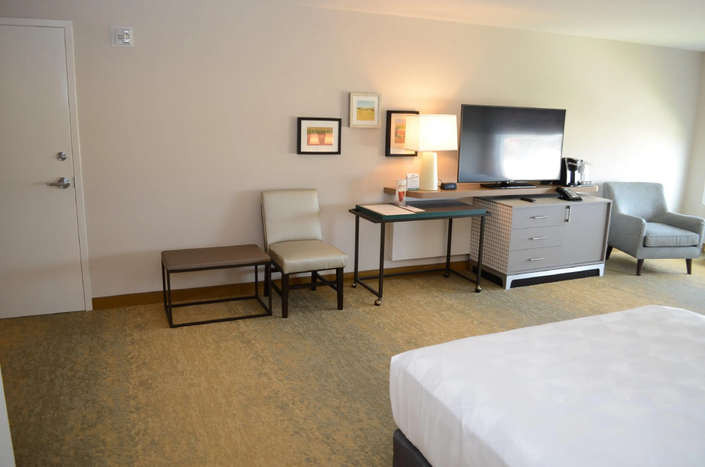 Holiday Inn Edmonton South - Evario Events by IHG