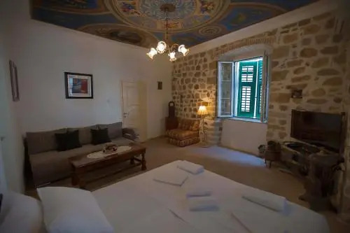 Royal House