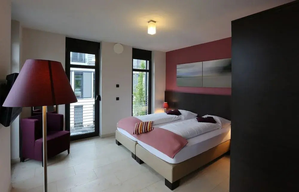 KH Hotel