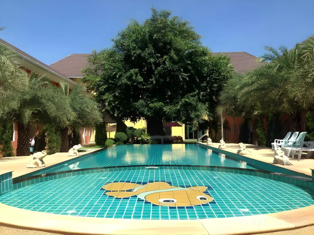 Thada Chateau Hotel