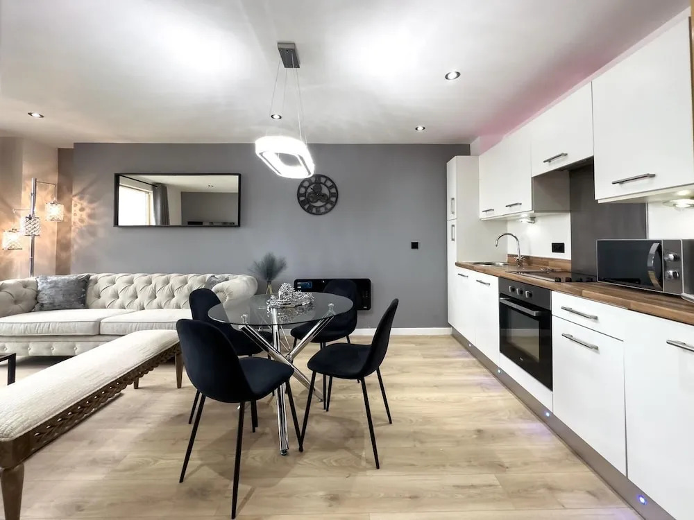 Central Leeds Penthouse
