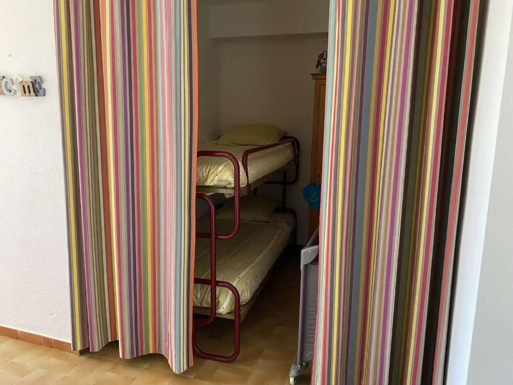Appartement Port Camargue, 2 pièces, 4 personnes - FR-1-250-170