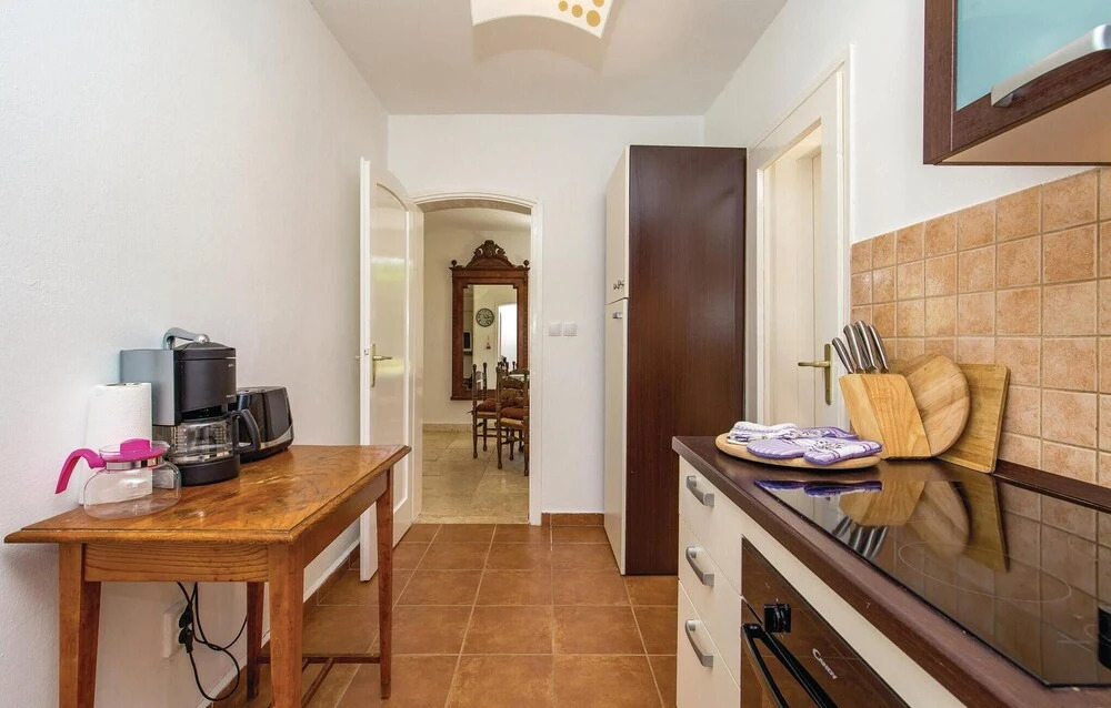 Stunning Home in Kampor With 2 Bedrooms and Wifi