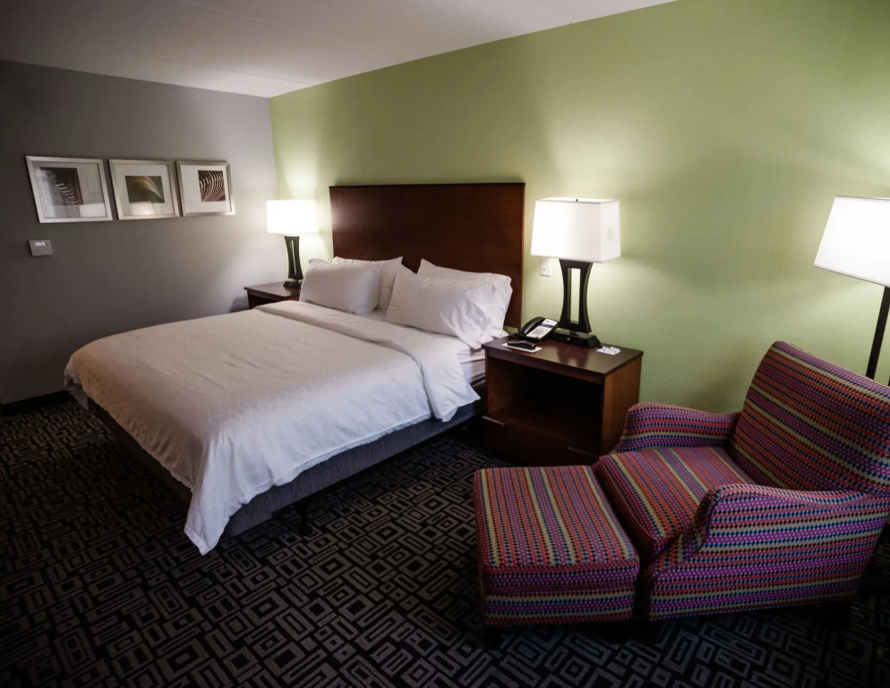 Holiday Inn Express Hickory - Hickory Mart by IHG