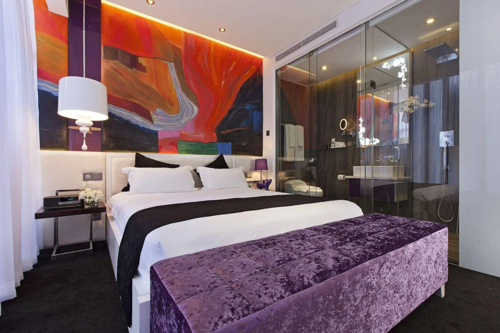 Signature Boutique Hotel