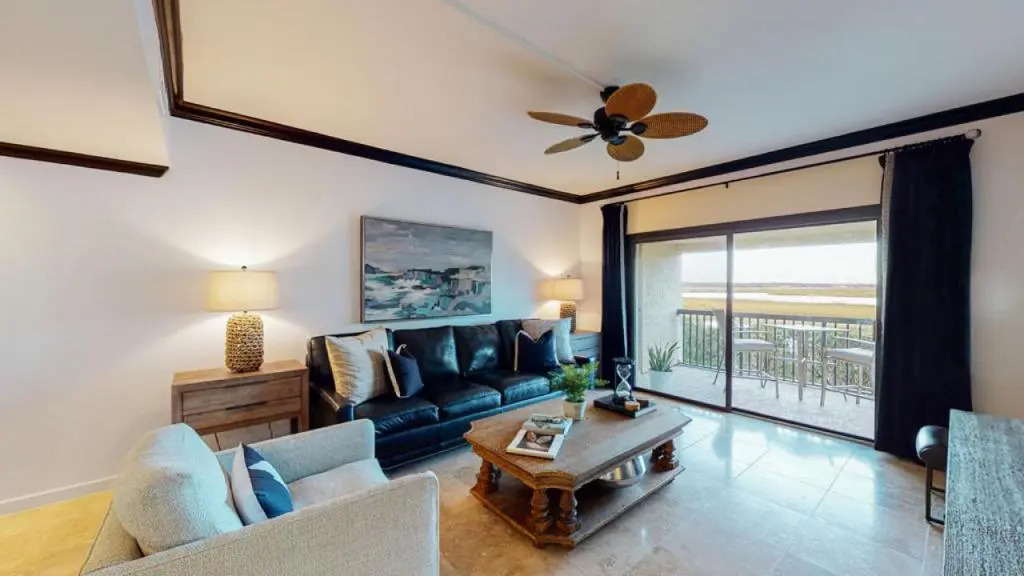 240 Captains Quarters