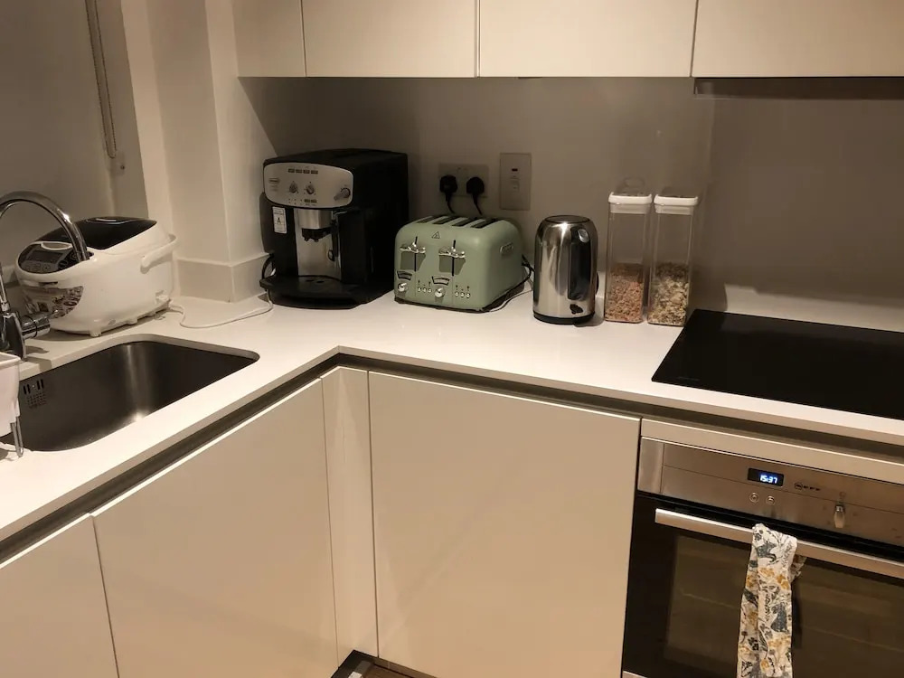 Luxury 2 Bed 2 Bath Apartments next to kings cross