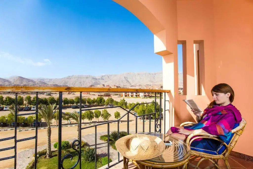 Dome Marina Hotel & Resort