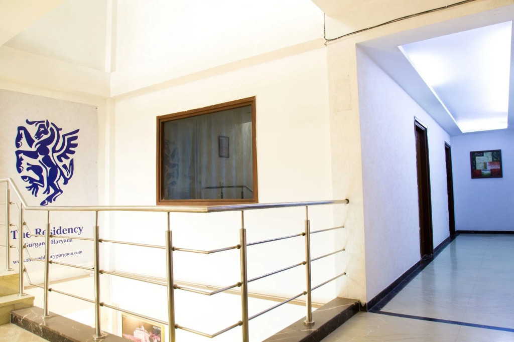 FabHotel The Mple Stays - Nr Leisure Valley Park, Iffco Chowk
