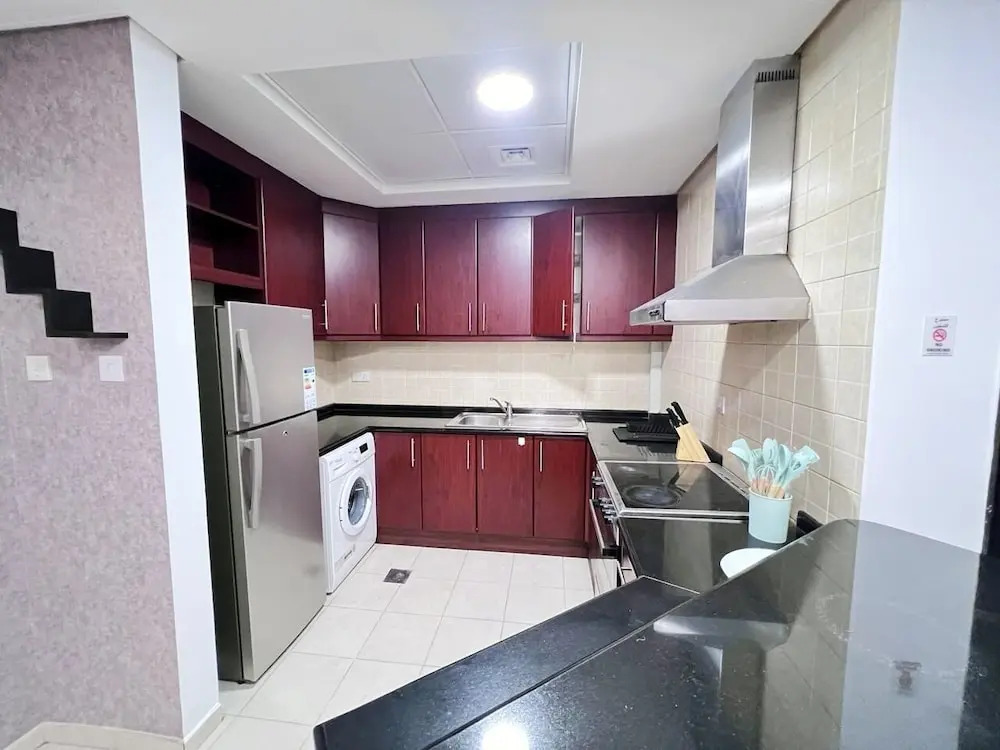 Cosmos Living Discovery Gardens Sleeps 4