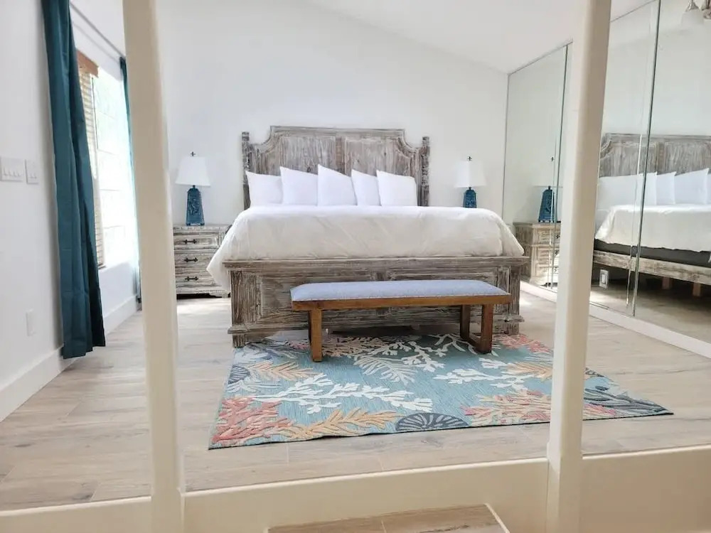 Bahama Mama House 4 Bedroom Home by RedAwning