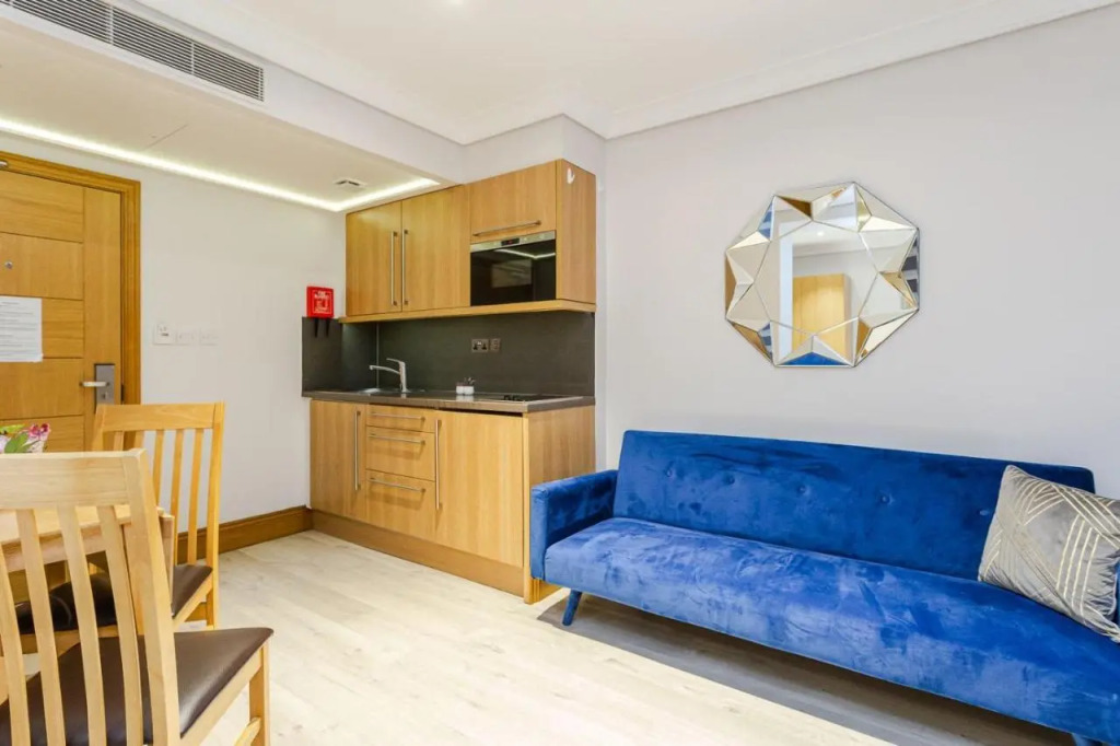 Cleveland Residences Russell Square