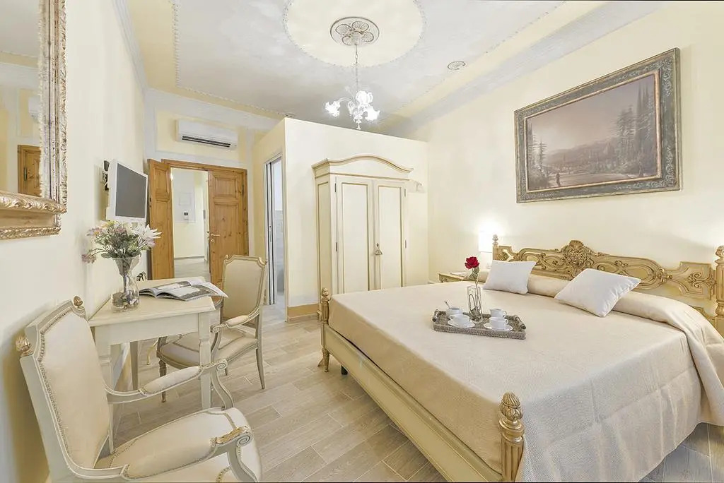 Minerbetti Suite Halldis Apartments