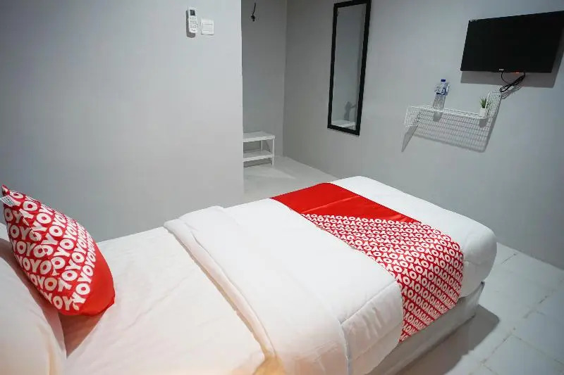 Sani Guest House by OYO Rooms