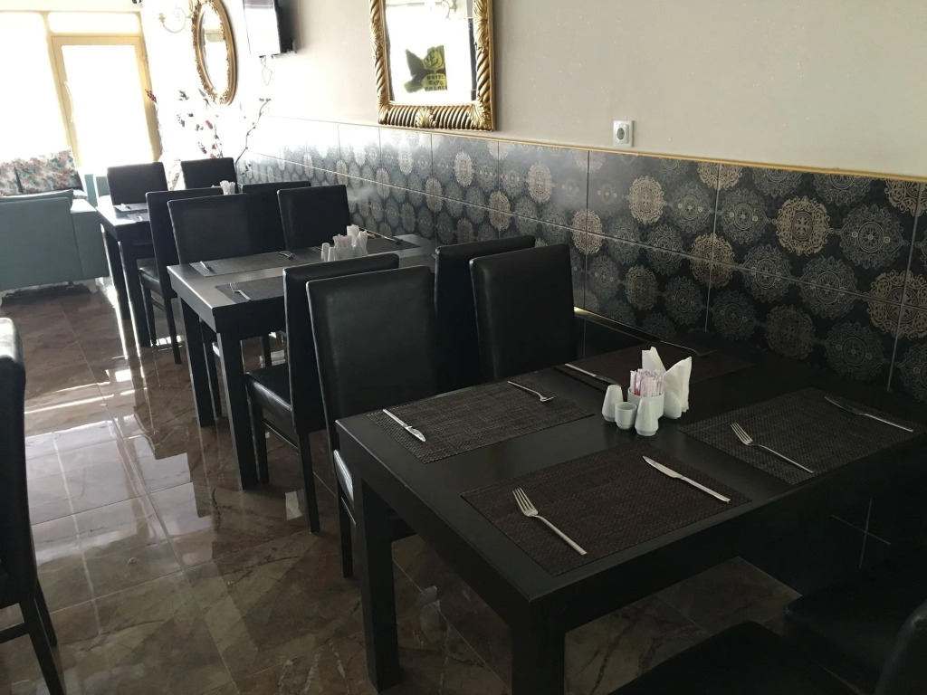Exporoyal Hotel