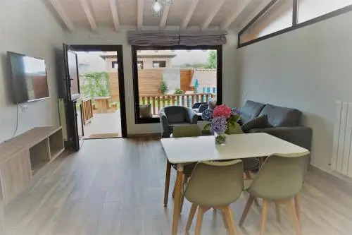 Apartamentos La Playina