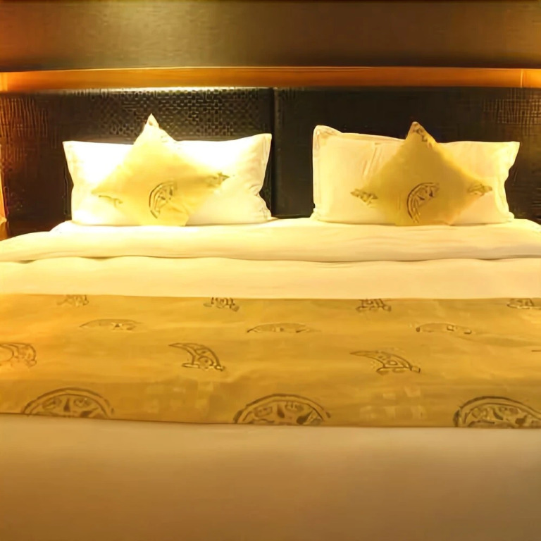 Jingnian Hotel