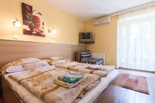 Mohacsi Guesthouse