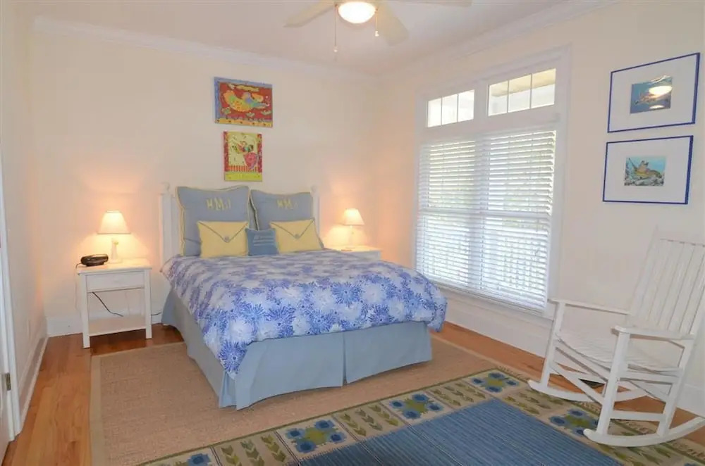 Beach  4 Bedroom Home