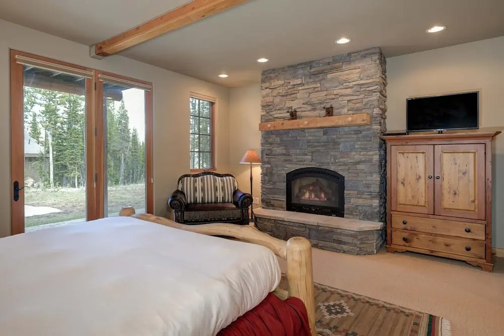 38a Cowboy Heaven 4 Bedroom Home by Moonlight Basin Lodging