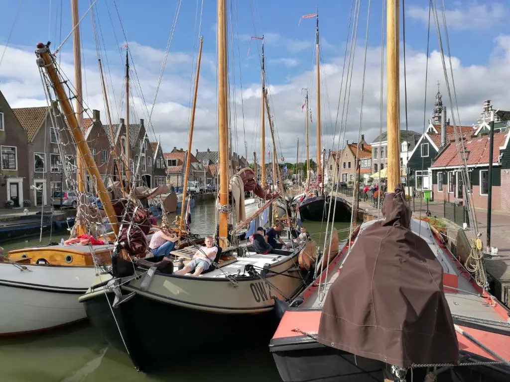 The Dutch Buoy