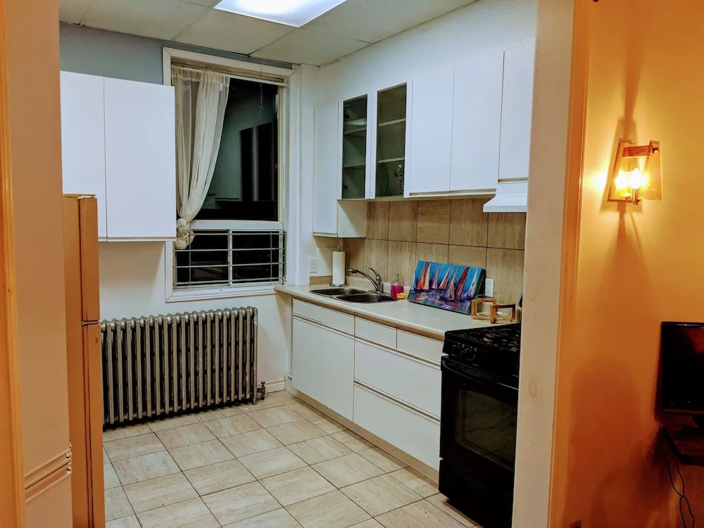 Authentic 1 Bedroom Toronto Home