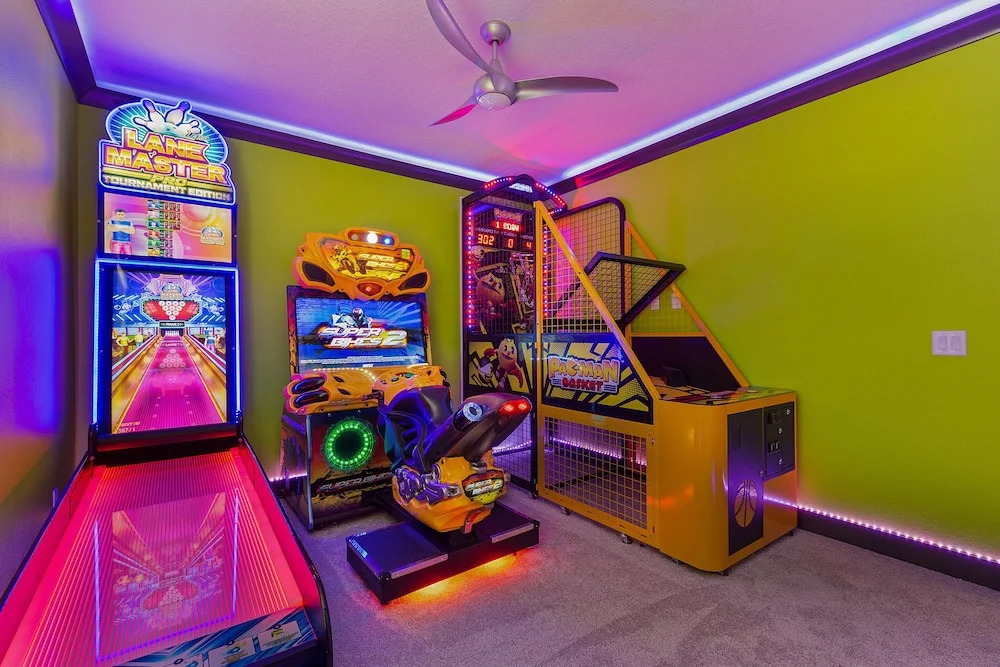 Sr020v: 8 Bed, Princesses, Lego, Pool, Shuffle Board