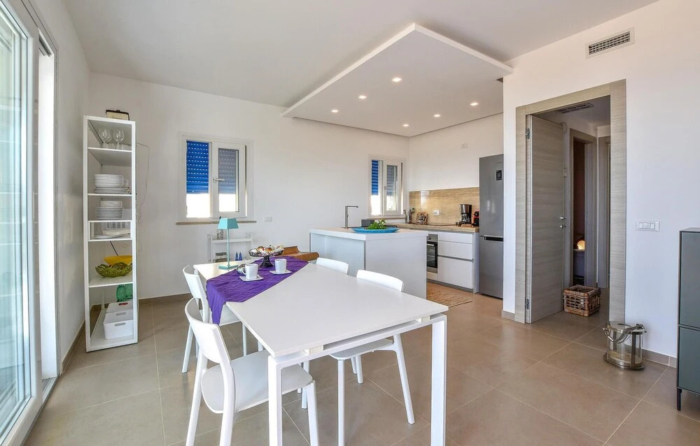 Beautiful Apartment in Alcamo With Wifi and 2 Bedrooms