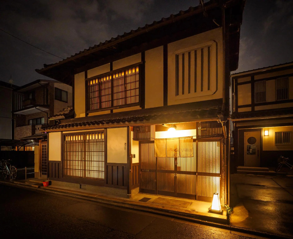 100 years old traditional Kyoto Machiya townhouse - Ks Villa