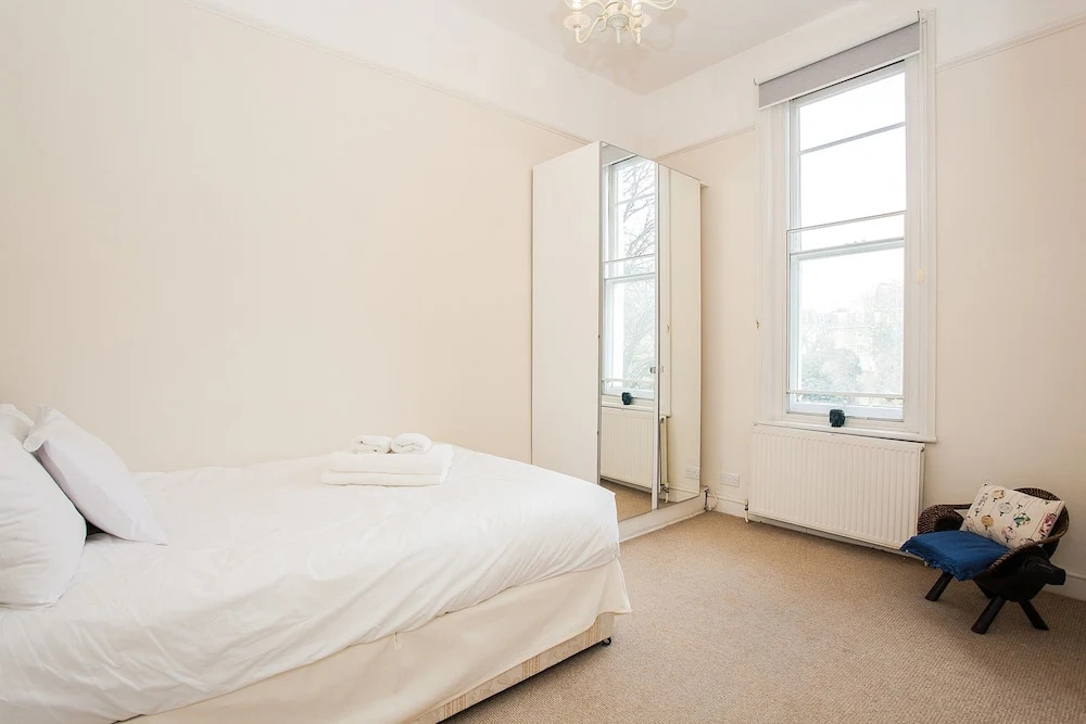 West Kensington 1 Bedroom Flat