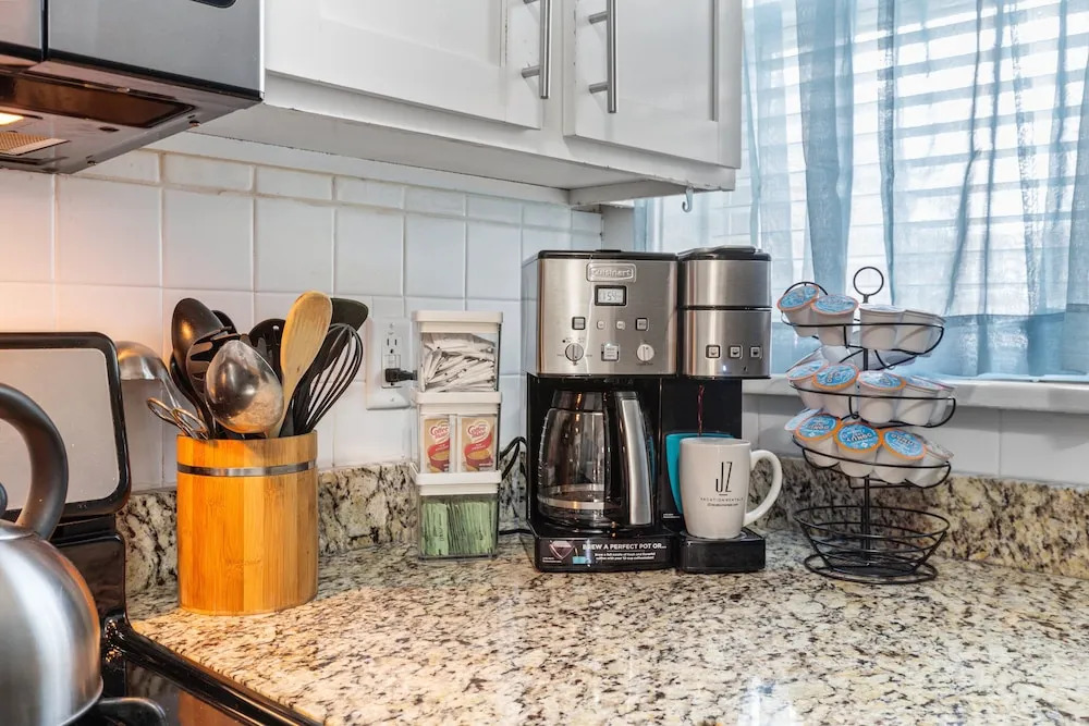 Forest Park Oasis | JZ Vacation Rentals