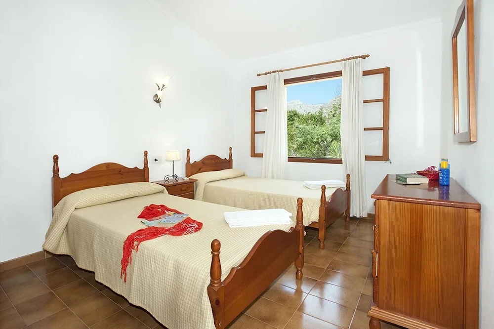 Villa - 3 Bedrooms with Pool - 108774
