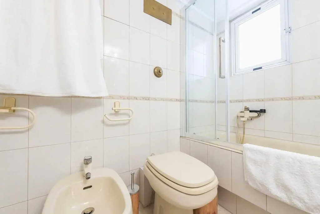 Glyfada Lux Olive Suites - Aura & Glow