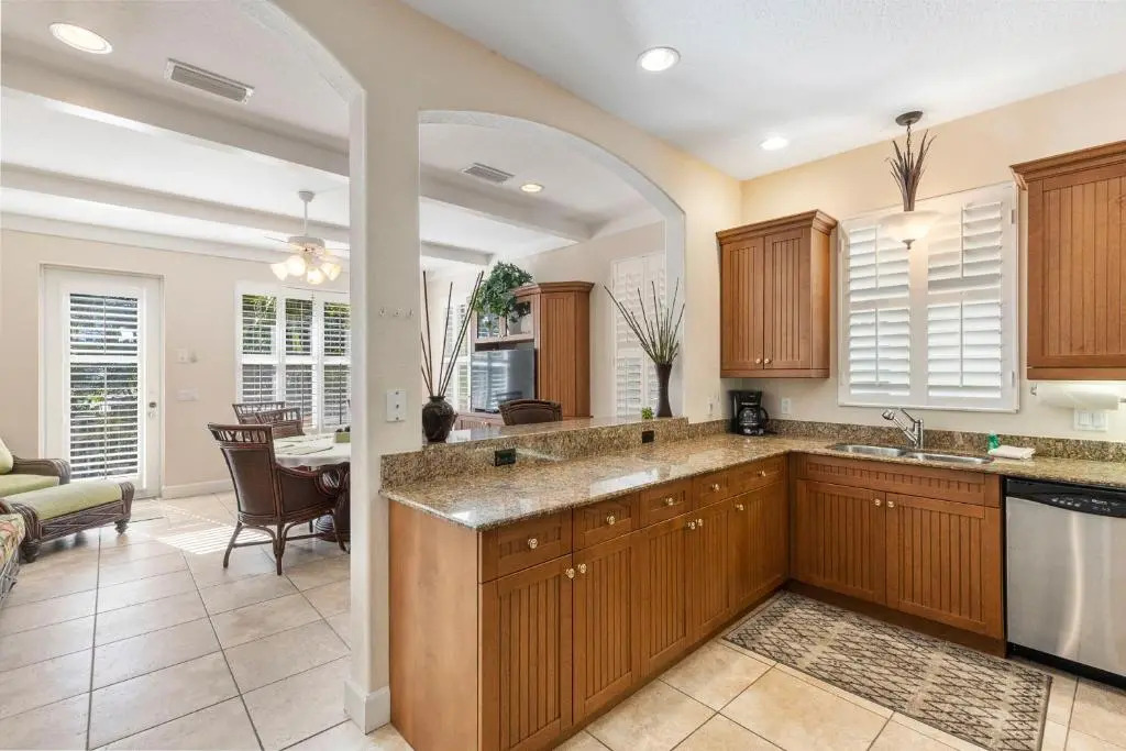 Siesta Avenida Townhome 5208