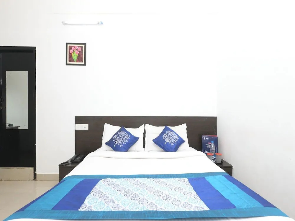 OYO 5328 Cloud 7 Serviced Apartements