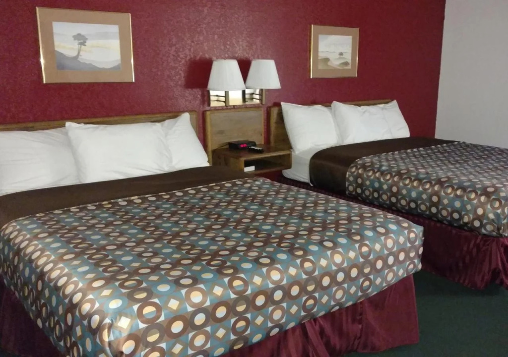 Americas Stay Inn Stewartville