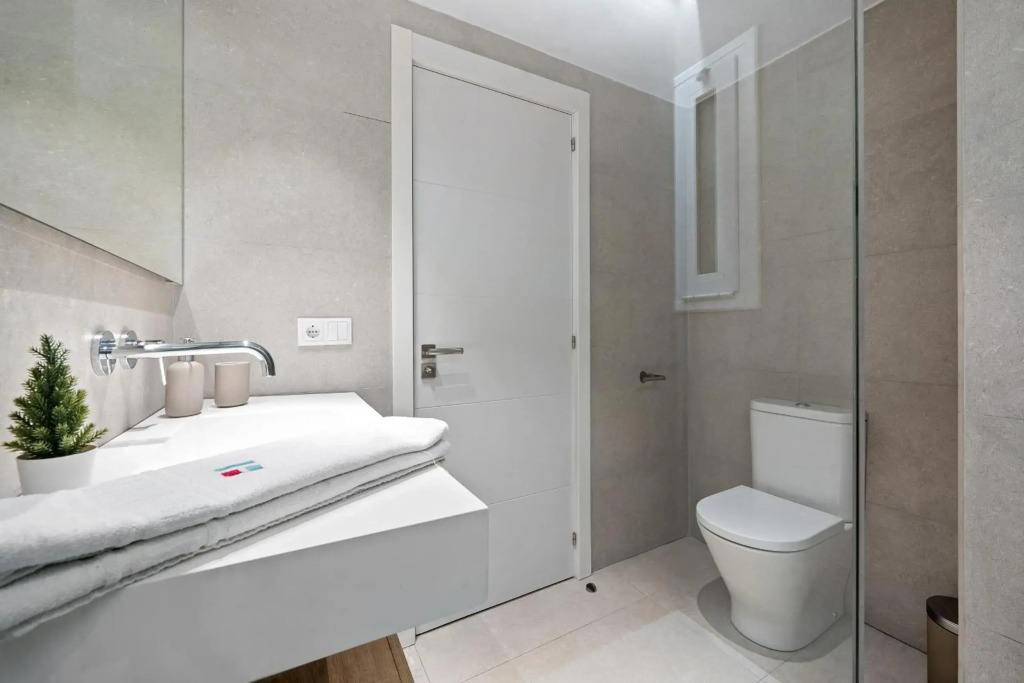 Hauzify I Apartament Westland
