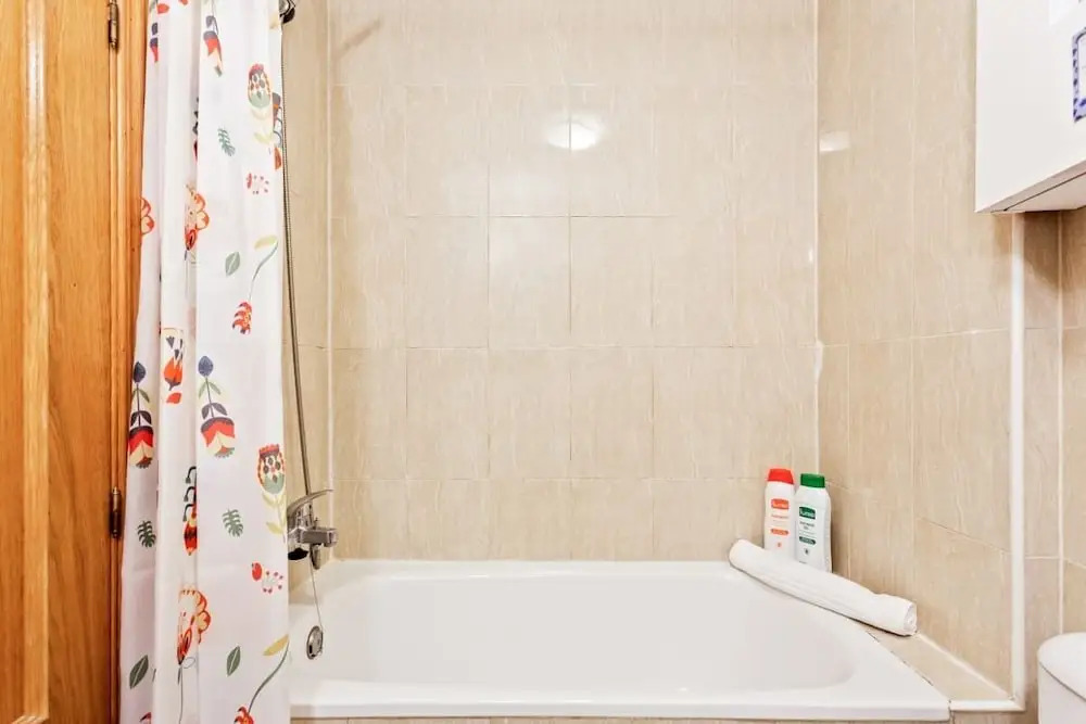 Lovely 1bed Apt, Sleeps 5 nr Puente de Vallecas