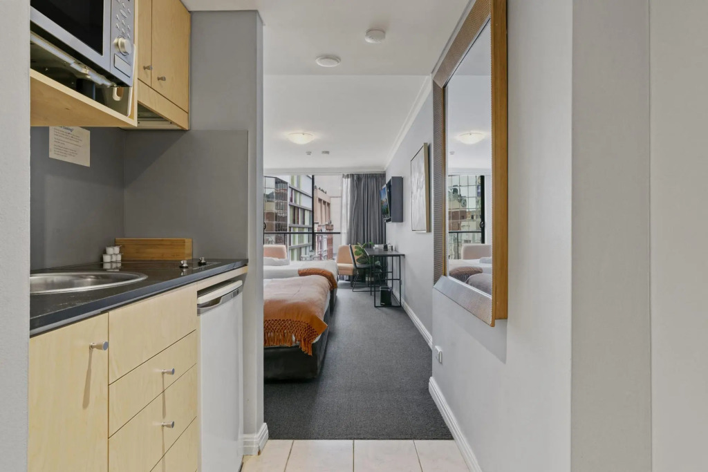 Convenient City Abode