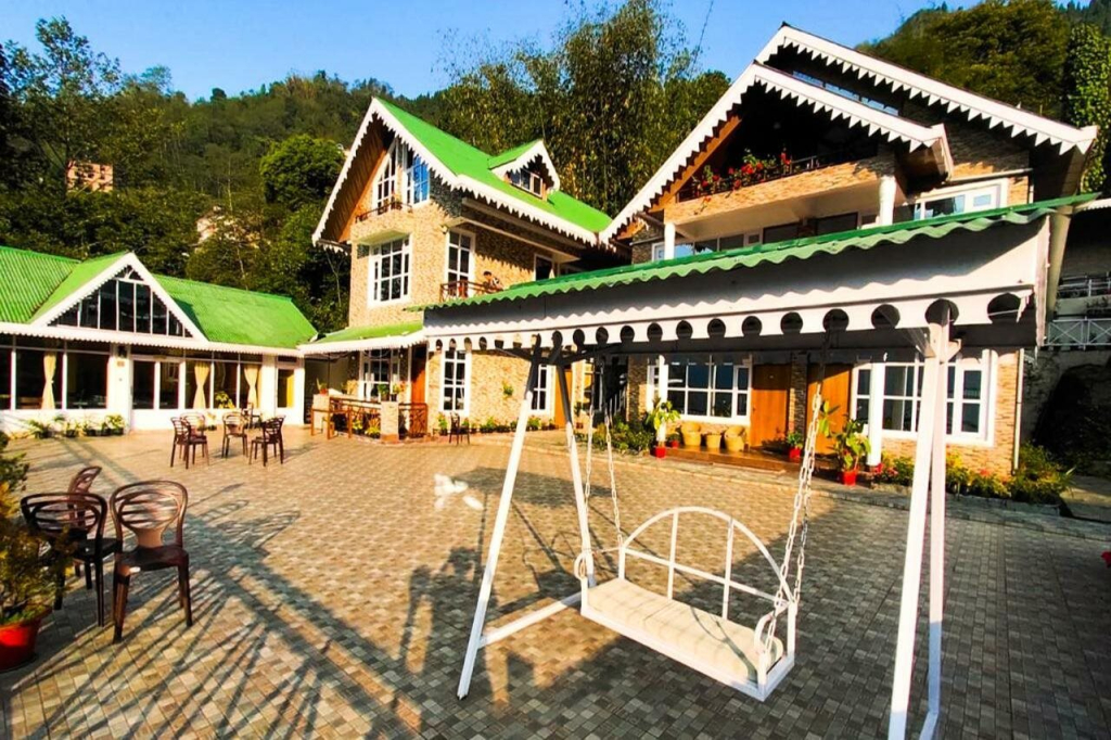 Udaan Alpine Resort