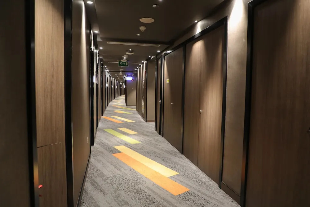 Abu Dhabi Airport Hotel