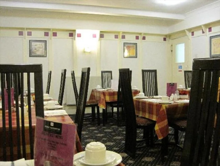 Rennie Mackintosh Art School Hotel
