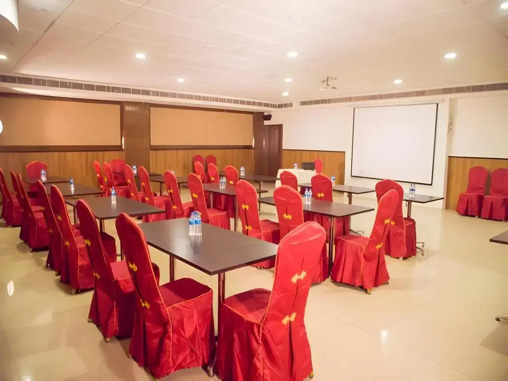 Hotel Priya