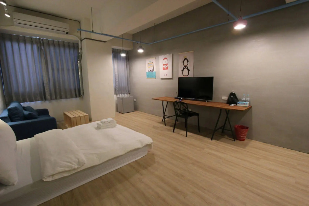 Youth inn