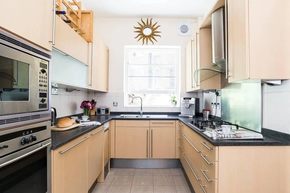 Beautiful Traditional 2BR in Central London